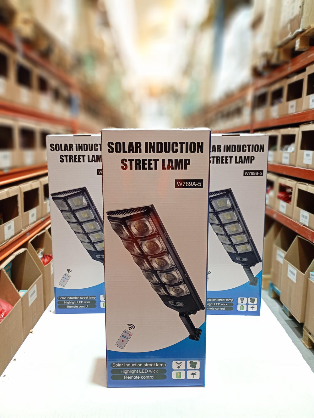 SolarMax Pro™ – Farola Solar LED 400W | 10,000 Lúmenes, Sensor de Movimiento, Control Remoto, IP65 Impermeable